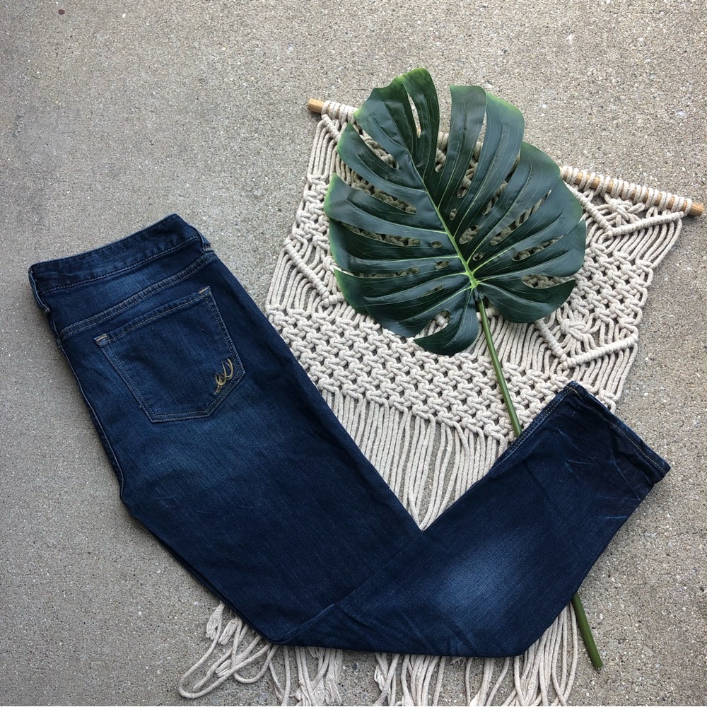 Express Jeans Size 4 - Ankle Boyfriend